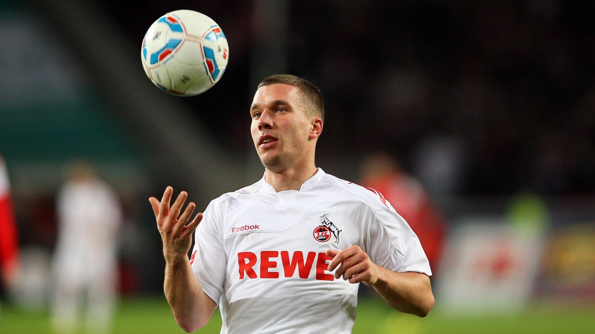 开云体育登陆入口-“英超焦点：新星闪耀，助力争冠”，英超当红新星